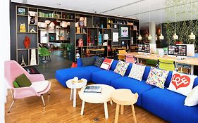 Citizenm Paris La Defense